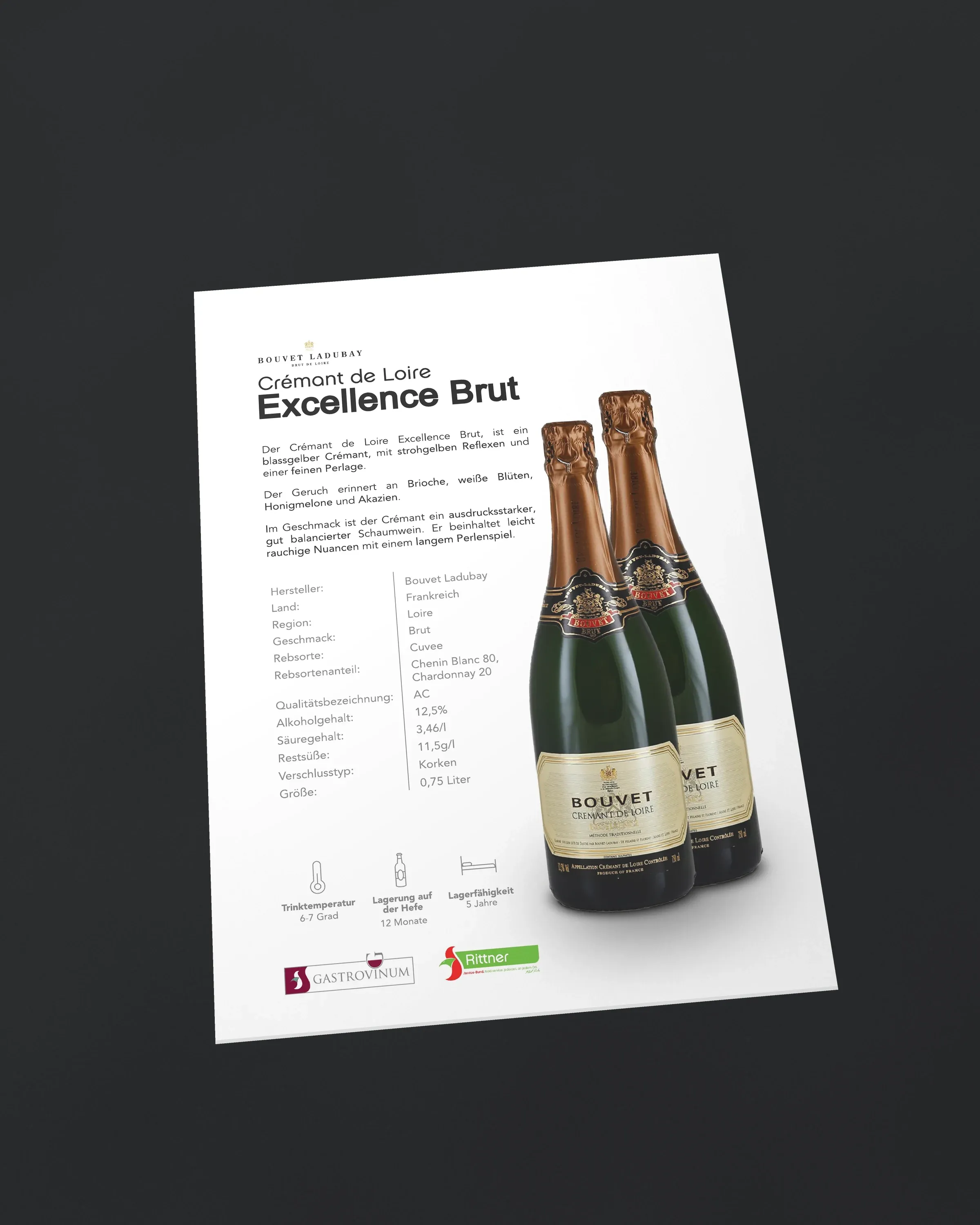 Produktblatt für einen Crémant auf dunklem Grund