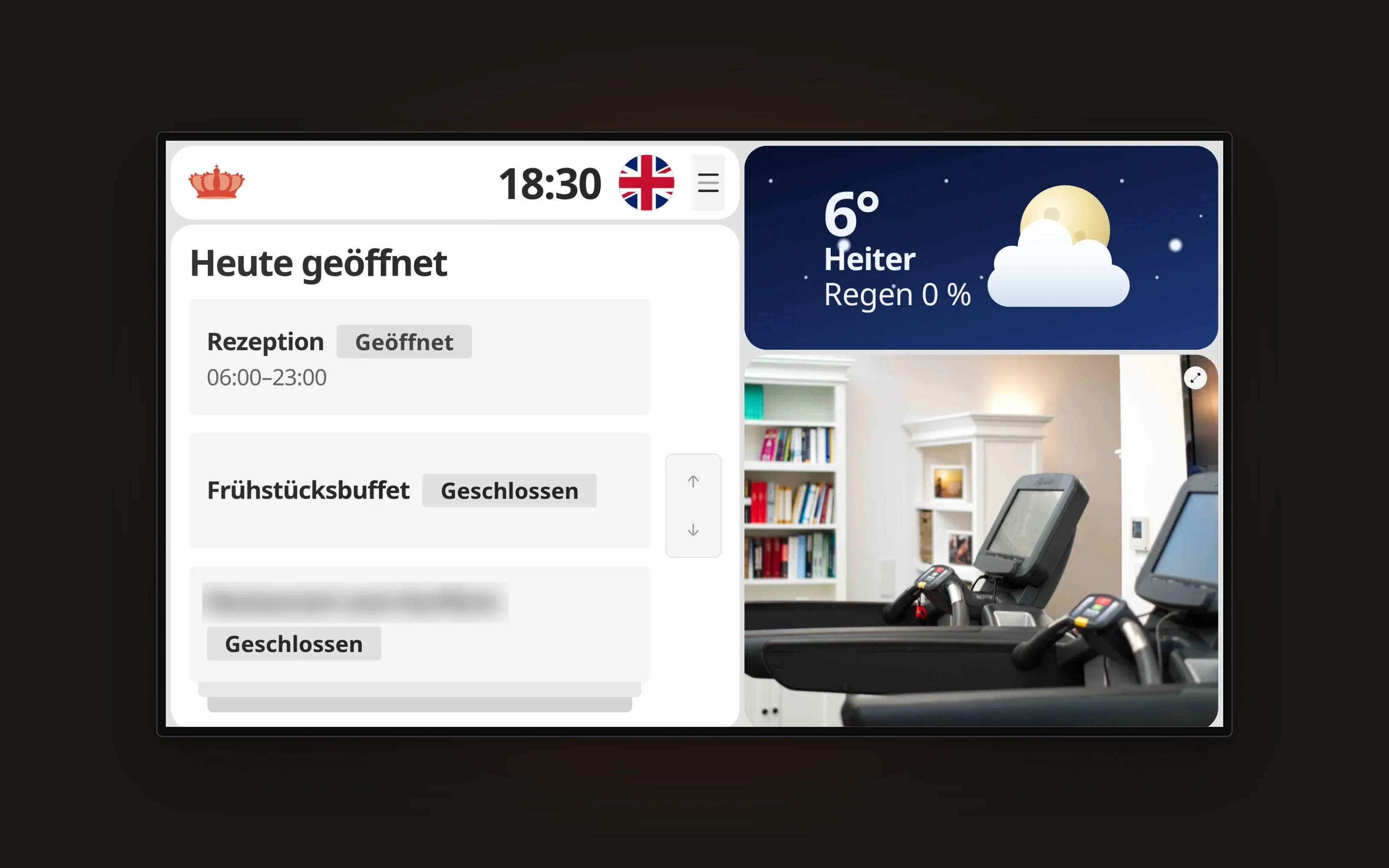 Bildschirm in einer Hotellobby mit Öffnungszeiten und Wetter