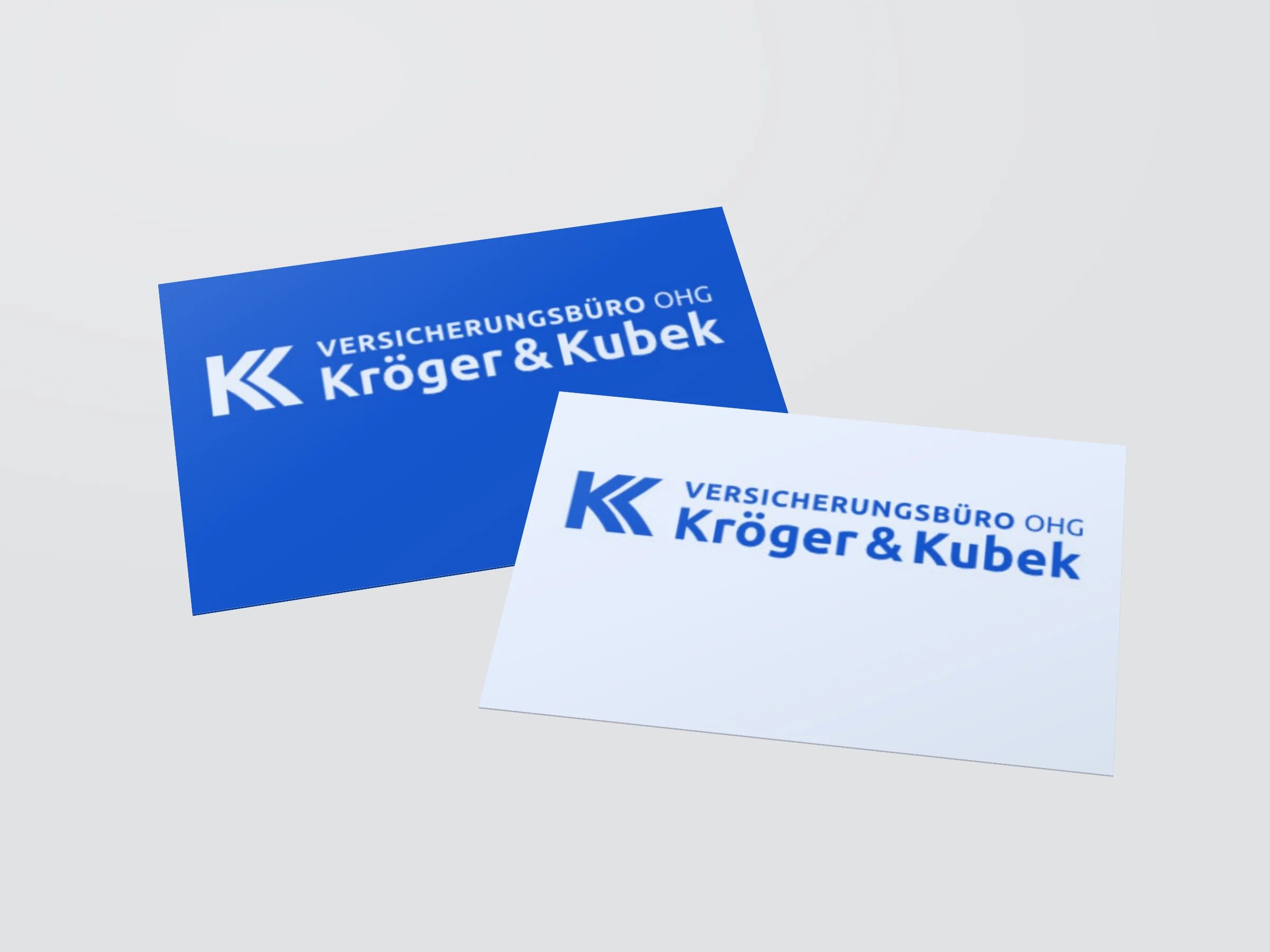 Logo eines Versicherungsbüros auf blauer und heller Karte